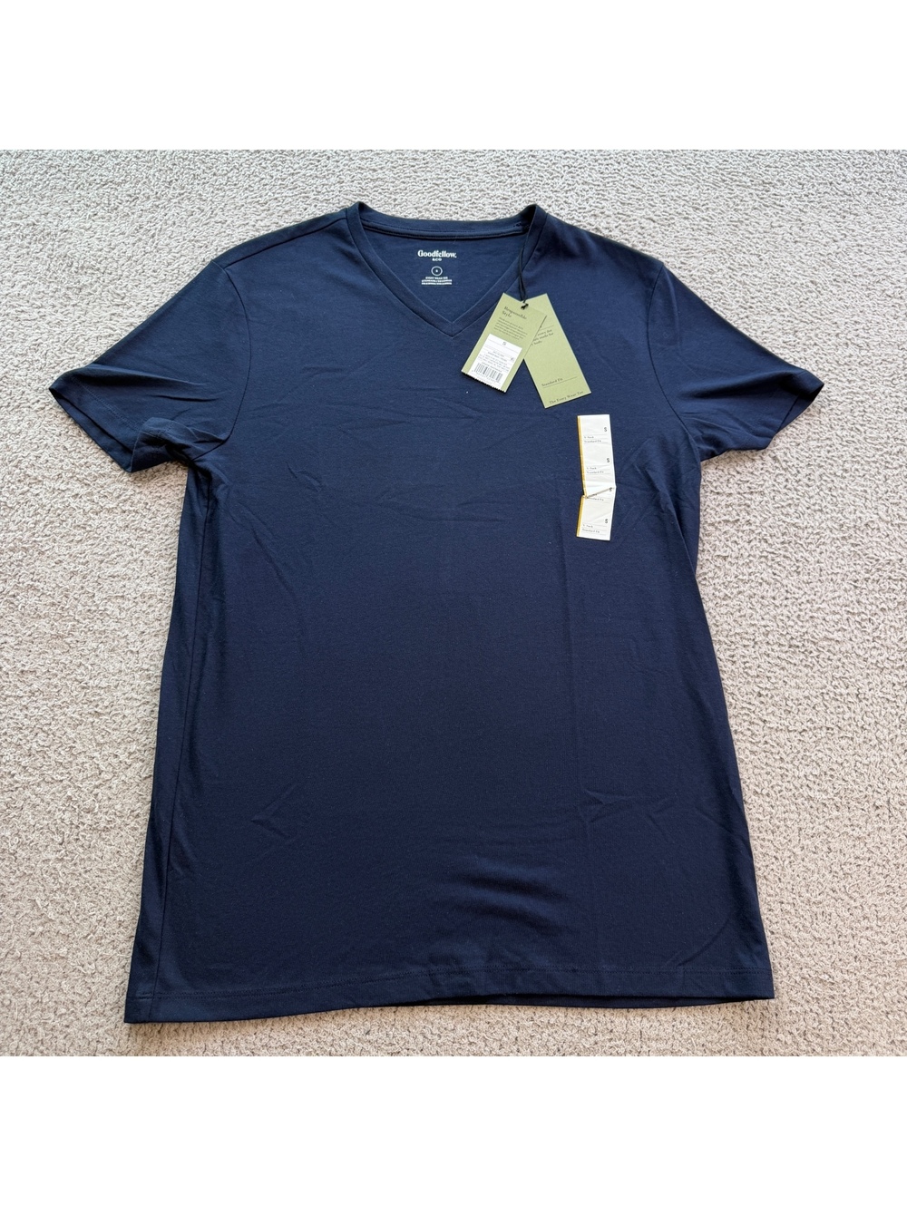 Goodfellow & Co Every Wear V-Neck T-Shirt Men’s Small Navy Blue NWT